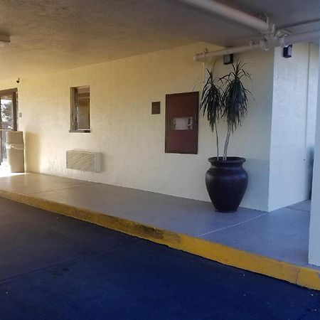 Red Roof Inn San Antonio Northeast - Rittiman Rd Exterior foto
